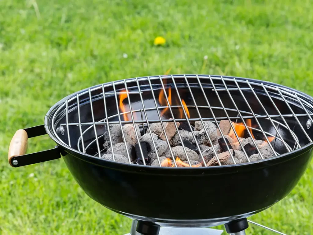 How Long To Let Charcoal Burn Before Cooking?