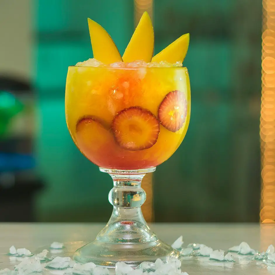 Mango mai tai